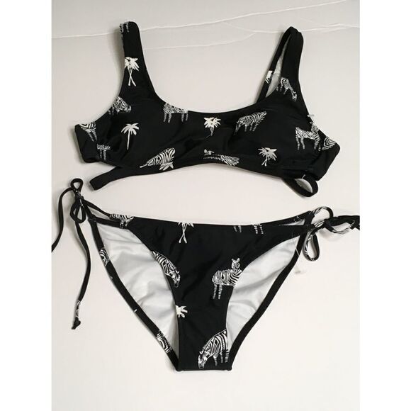New. Volcom zebra and palm tree string bikini. - Picture 7 of 8